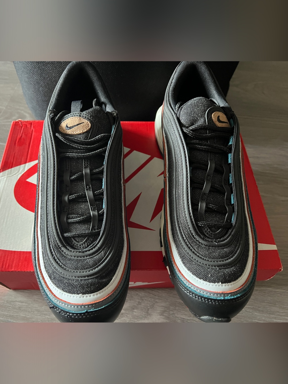 Nike Men’s Black with Crimson red Accent - Air Max 97